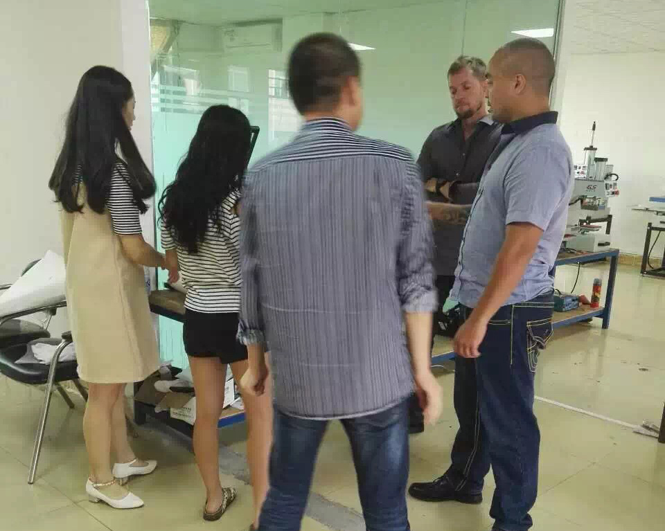 高尚机械“信誉求发展，服务见真情”